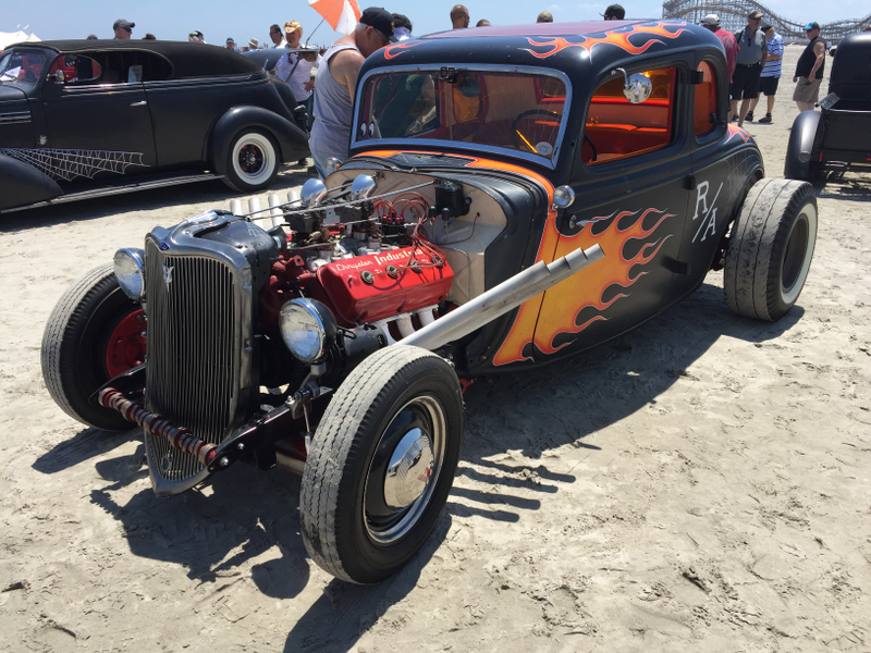 Illustration for article titled So while some oppos will be sad that Blacktop Nationals was a bust, Customs on the Beach was the exact opposite of that.
